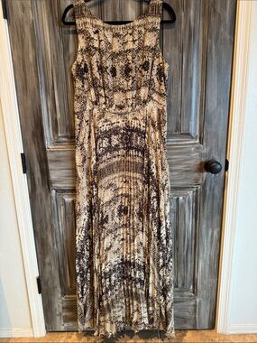 Eliza J Neutral-Tone Patterned Maxi Dress in Beige and Brown